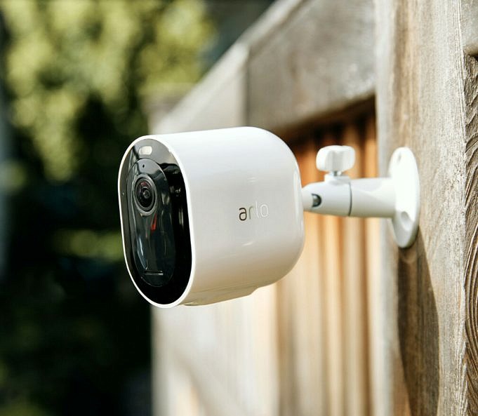 Examen De La Caméra De Sécurité Intelligente Arlo. Est-ce La Caméra Intelligente Pour Vous ?